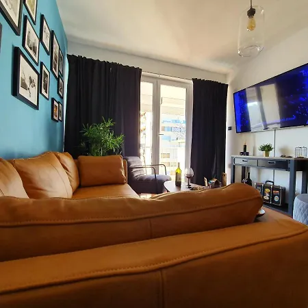 Apartamento New! Gambinno Apartment, *