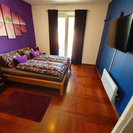 アパート New! Gambinno Apartment, Centre